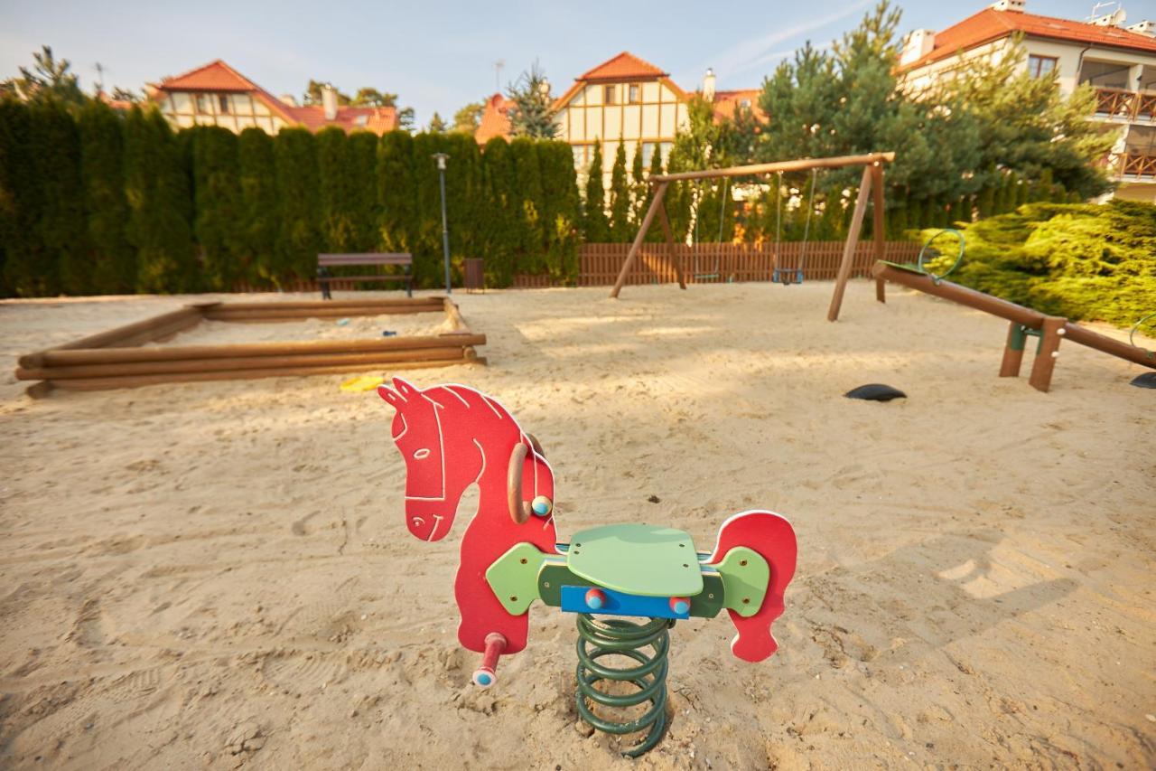 Willa Seayou Yellow House Rogowo  Zewnętrze zdjęcie