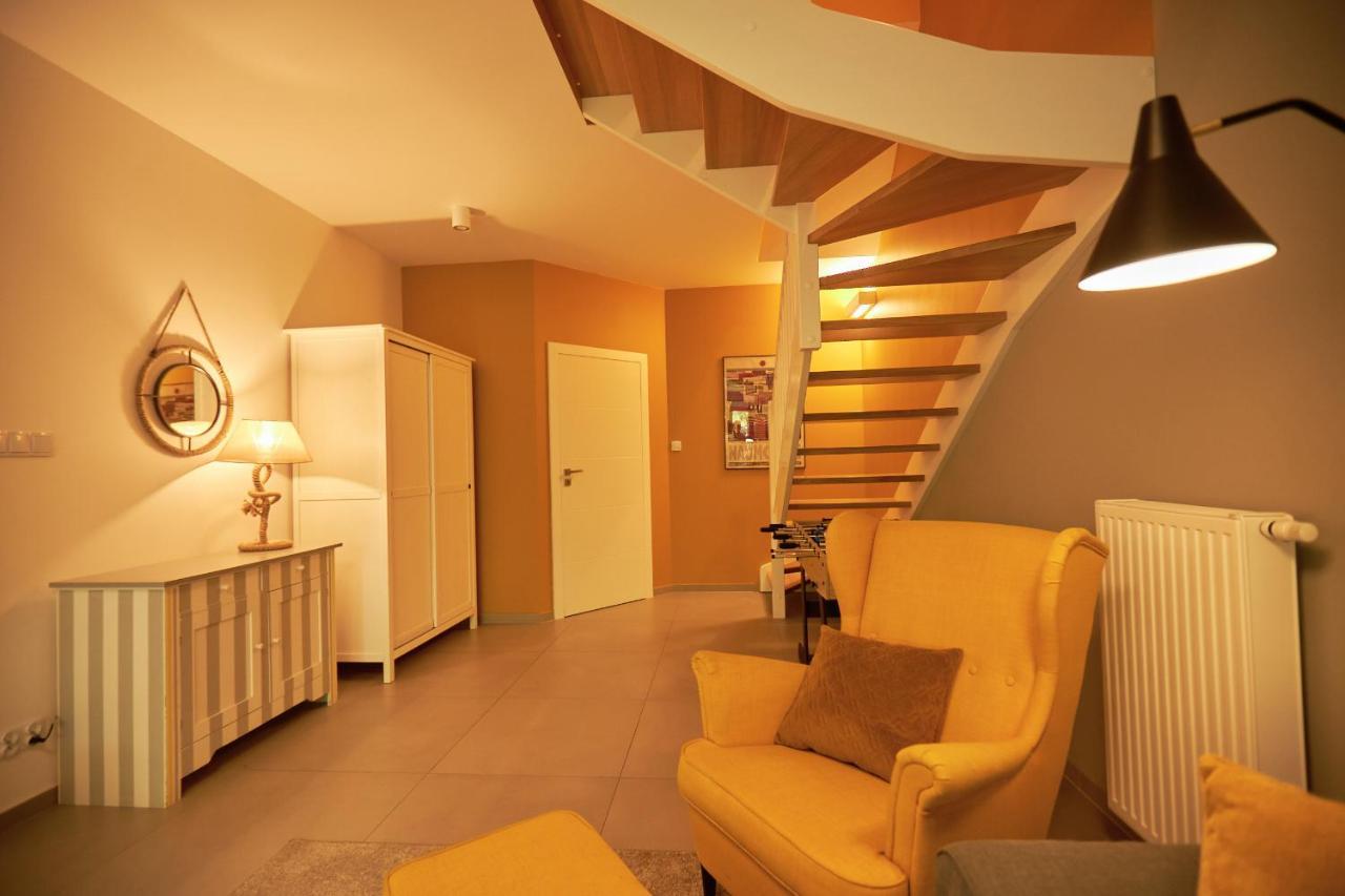 Willa Seayou Yellow House Rogowo  Zewnętrze zdjęcie