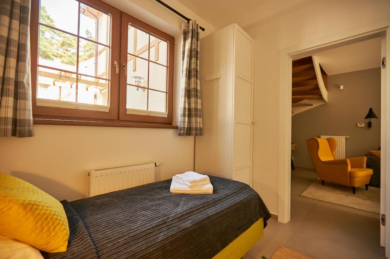 Willa Seayou Yellow House Rogowo  Zewnętrze zdjęcie